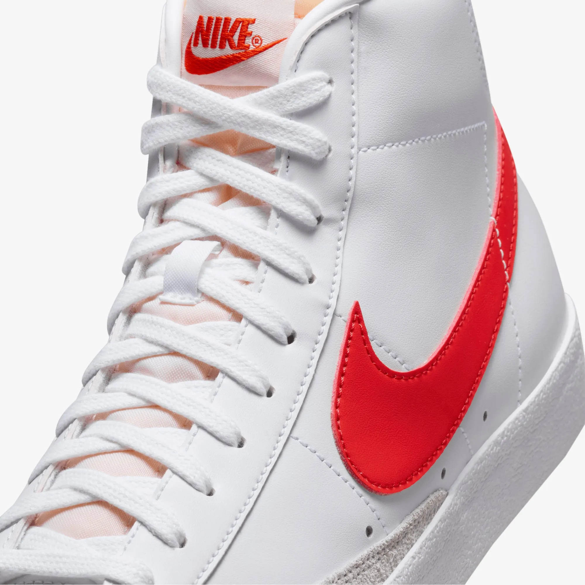 BLAZER MID '77 VINTAGE 'WHITE/PICANTE RED-SUMMIT WHITE'