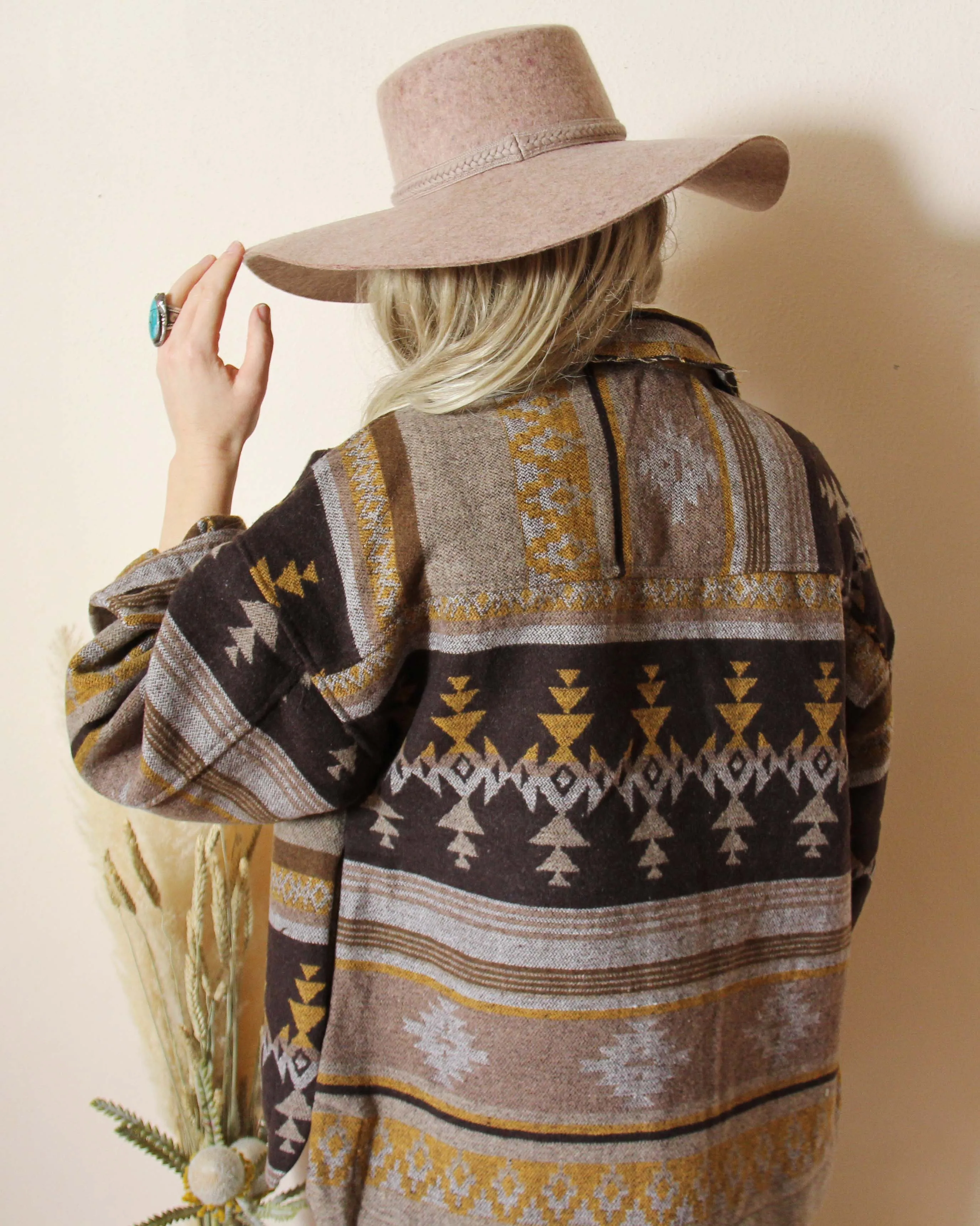 Bozeman Cozy Jacket in Wheat