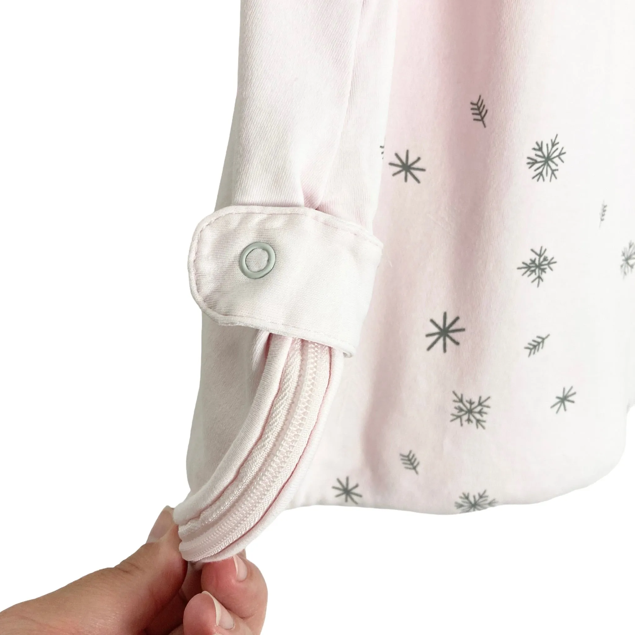 Nested Bean Light Pink with Snowflakes Zen Sack Classic Weighted Sleep Sack- Size 6-15M (16-26 lbs)