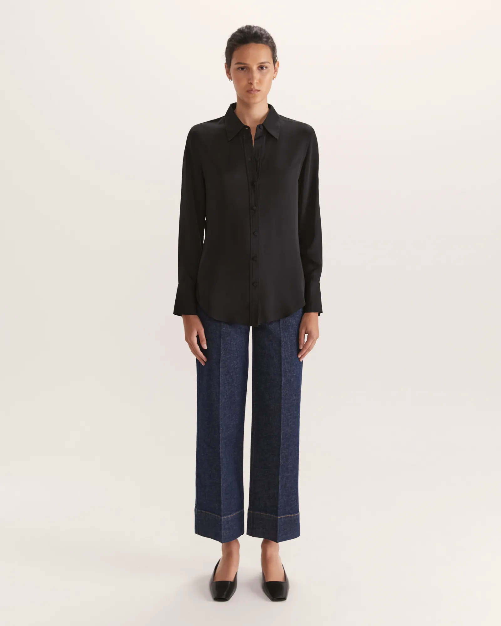 Sam Silk Cuff Shirt in Black - SABA