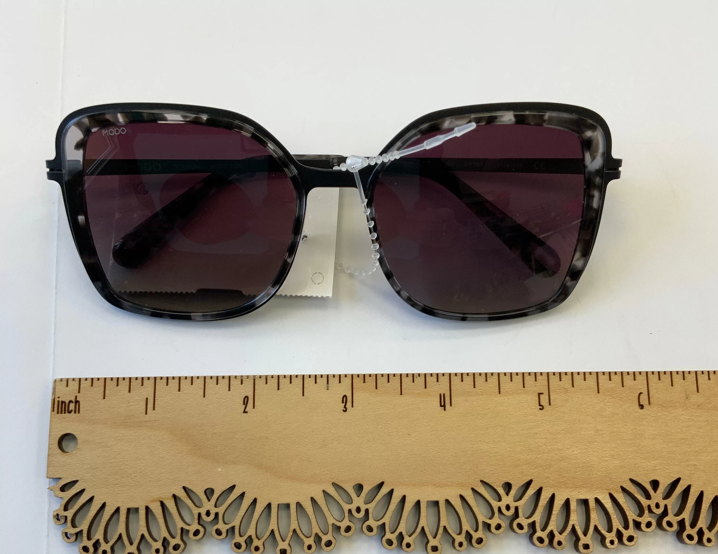 Sunglasses Designer By Clothes Mentor