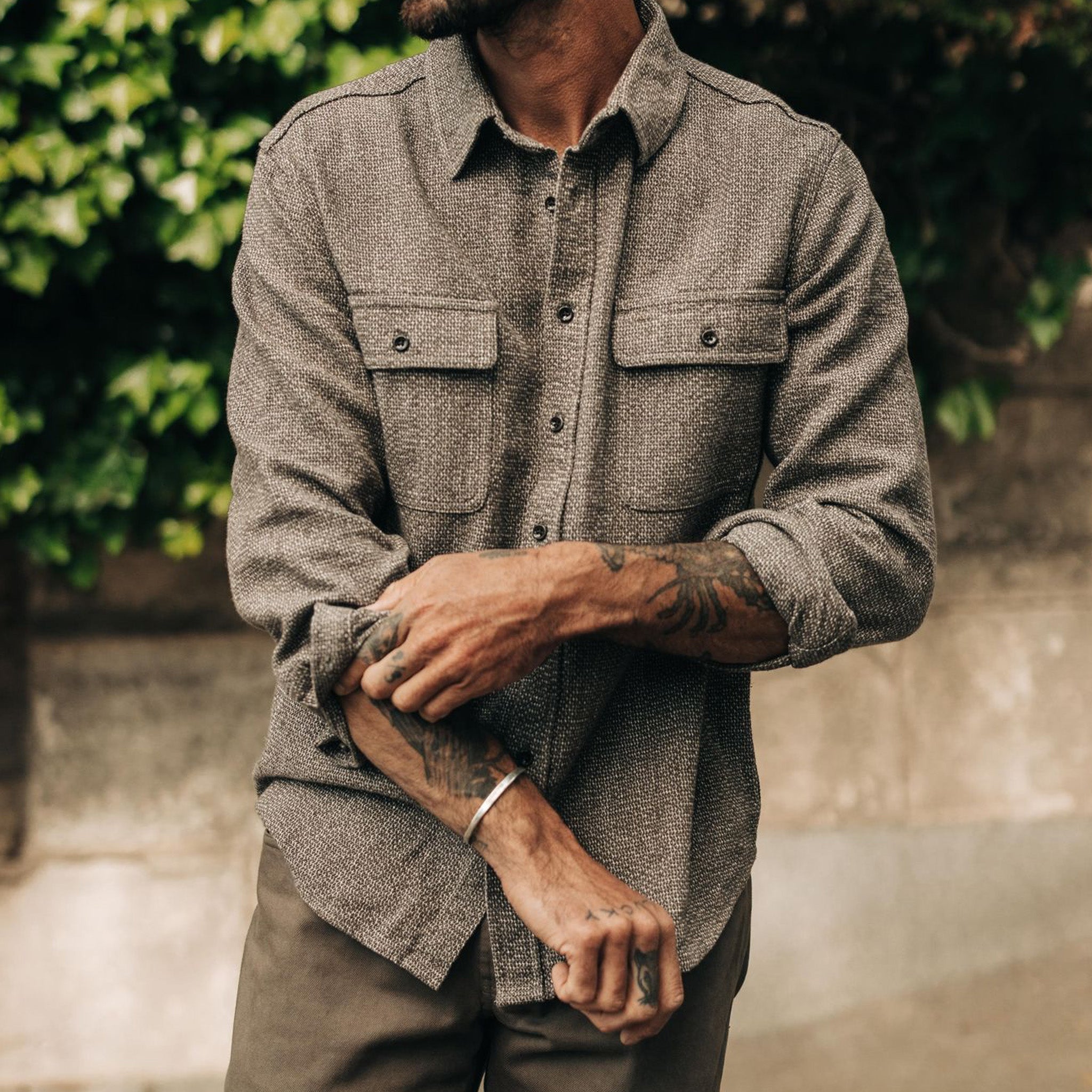 The Ledge Shirt in Granite Linen Tweed