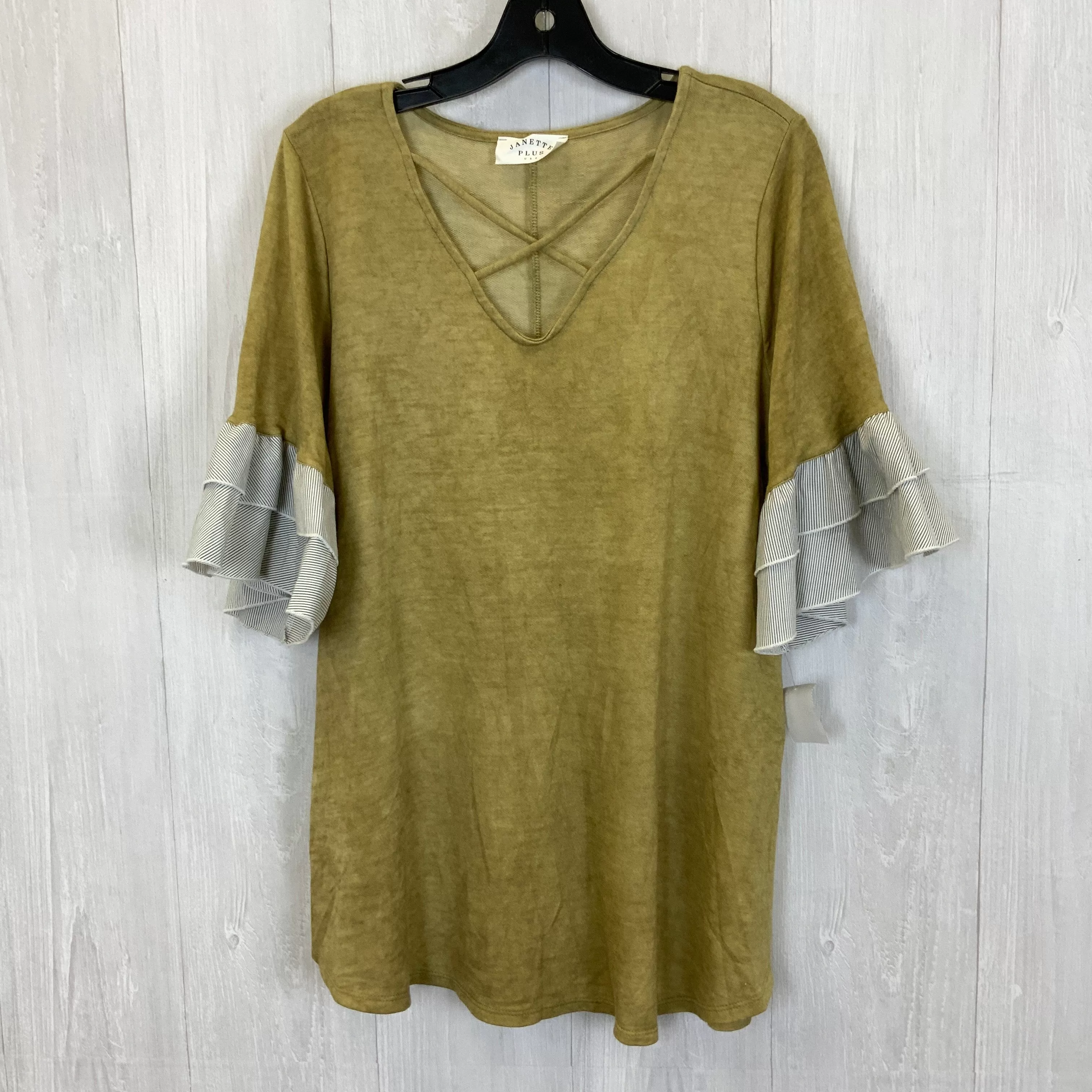 Top Short Sleeve By Clothes Mentor  Size: 2x