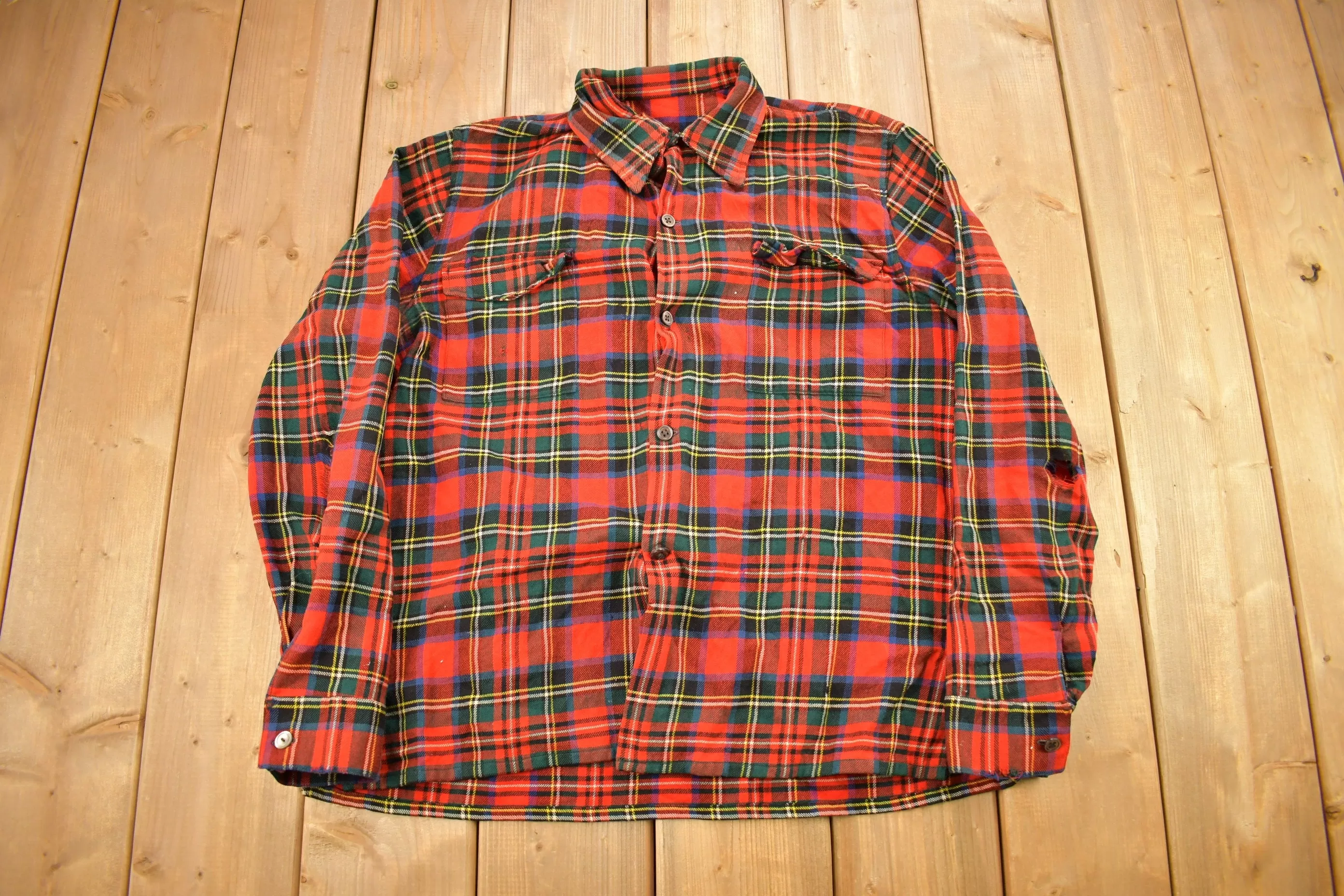 Vintage 1960s Lochan Authentic Tartan Plaid Flannel Button Up Shirt / 100% Wool / Made In Scotland / Vintage Flannel