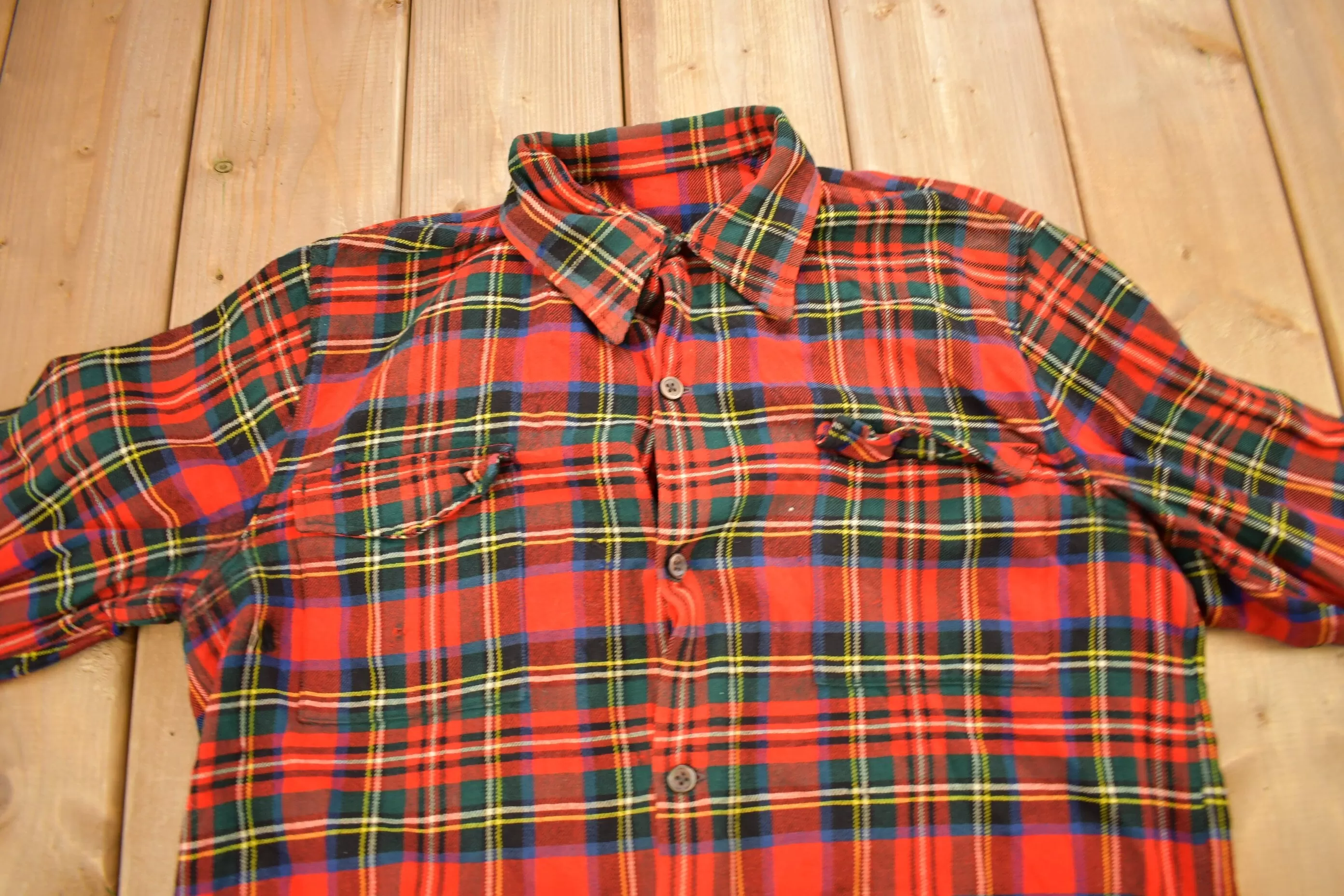 Vintage 1960s Lochan Authentic Tartan Plaid Flannel Button Up Shirt / 100% Wool / Made In Scotland / Vintage Flannel