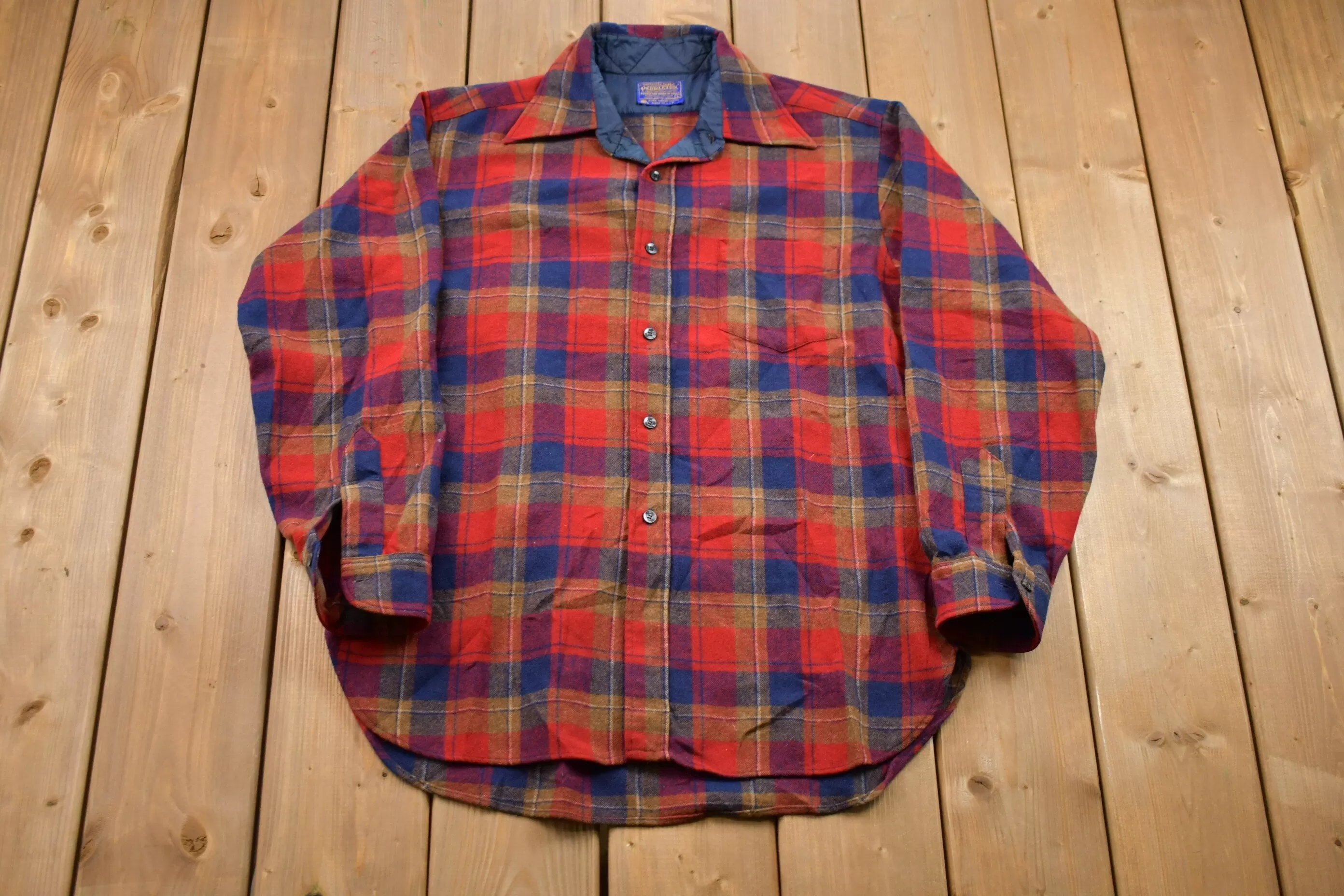 Vintage 1960s Pendleton Plaid Button Up Board Shirt / 100% Virgin Wool / Loop Button / Outdoor / Casual Wear / Made In USA / Fla